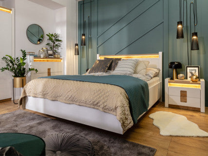 ALAMEDA BRW Bedroom – the bed with two nightstands