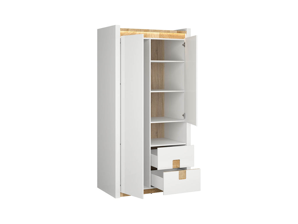 Alameda — Wardrobe