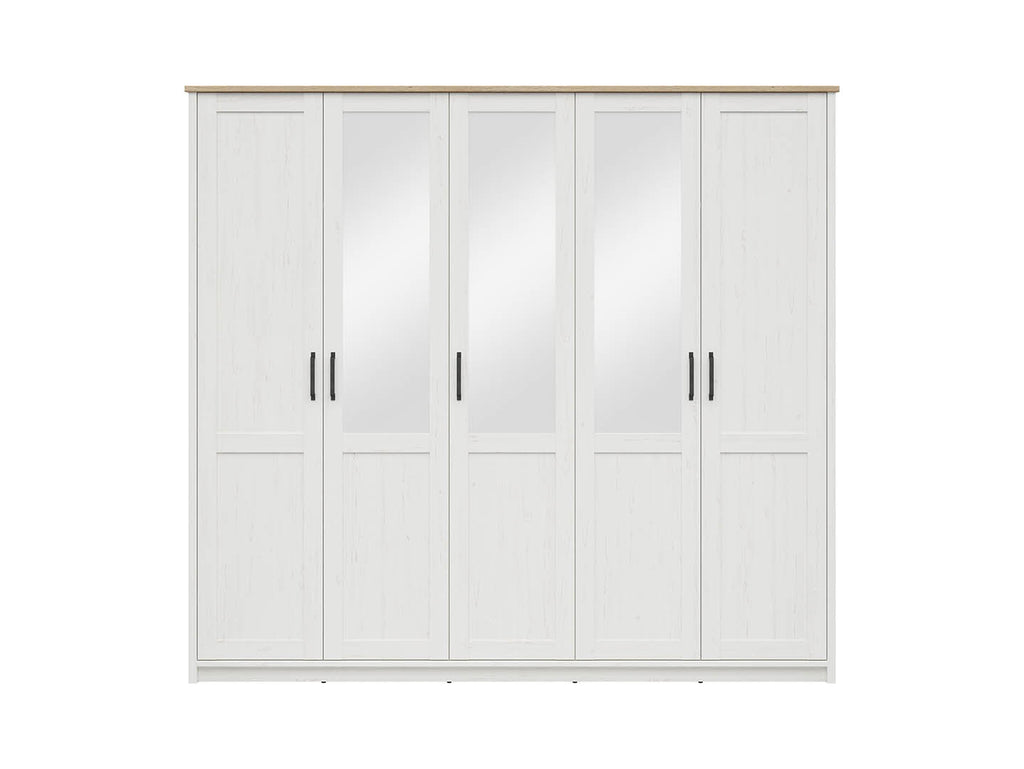 Loksa — Wardrobe